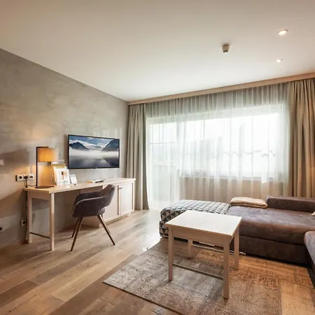 Familienparadies Achensee - Families Only Hotel Achenkirch