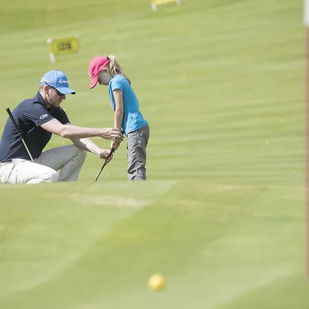 阿亨湖家庭天堂运动酒店 - 仅限家庭 阿亨基希