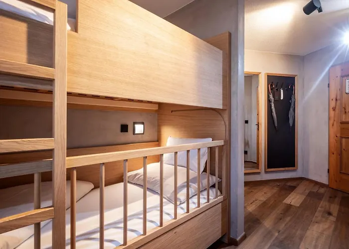 酒店 阿亨湖家庭天堂运动酒店 - 仅限家庭