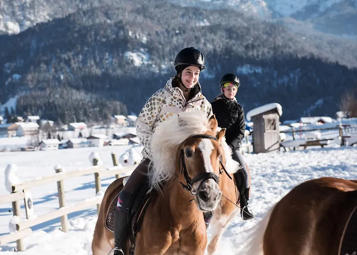阿亨湖家庭天堂运动酒店 - 仅限家庭 酒店 阿亨基希