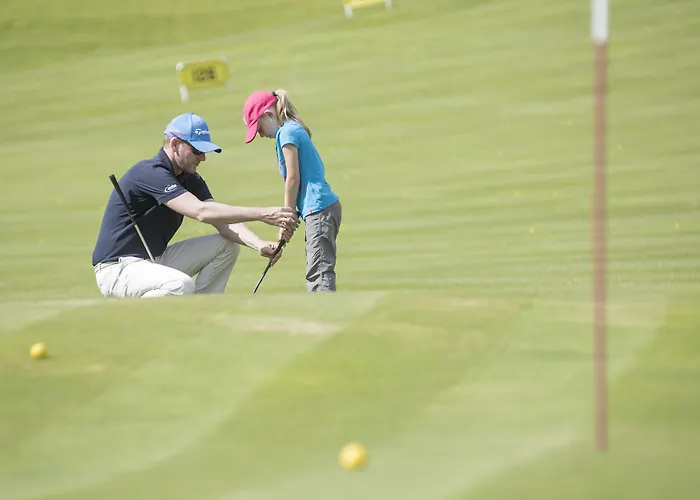 阿亨湖家庭天堂运动酒店 - 仅限家庭 阿亨基希