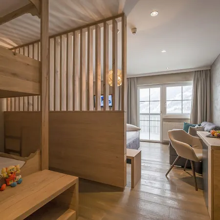 Otel Familienparadies Achensee - Families Only