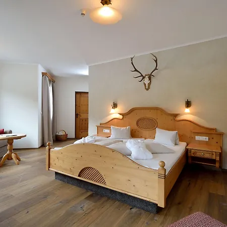 Otel Familienparadies Achensee - Families Only