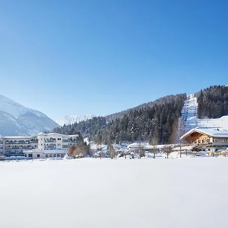 Otel Familienparadies Achensee - Families Only